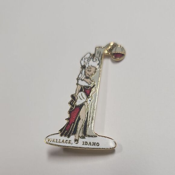 Vintage Wallace Idaho Red Light Street Lamppost Lady Enamel Lapel Pin Souvenir - Picture 5 of 5